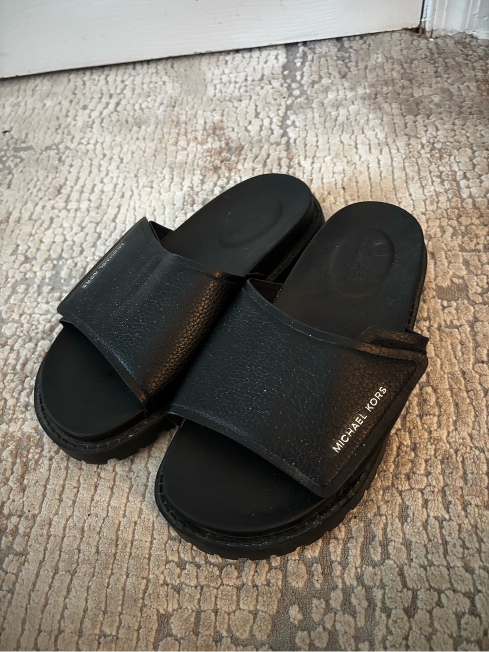 Michael Kors men’s leather size 10 Slide Sandals